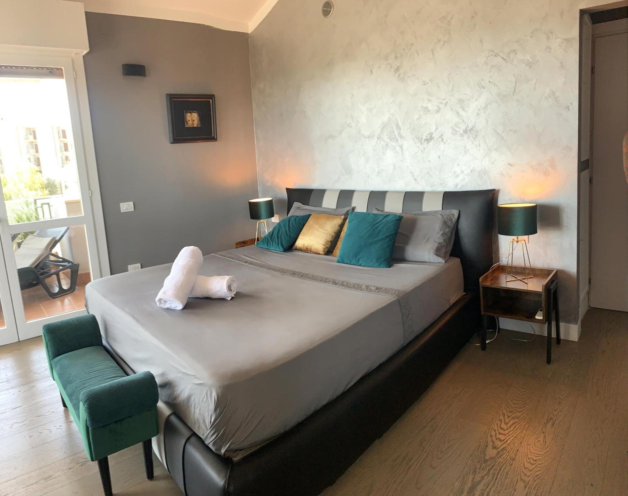 Penthouse Genneruxi Cagliari Exterior foto